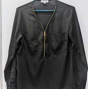 Calvin Klein two pocket black blouse w. Gold zipper - S